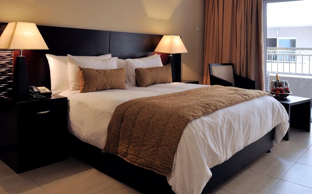 Hotel Royal Kinszasa Zewnętrze zdjęcie